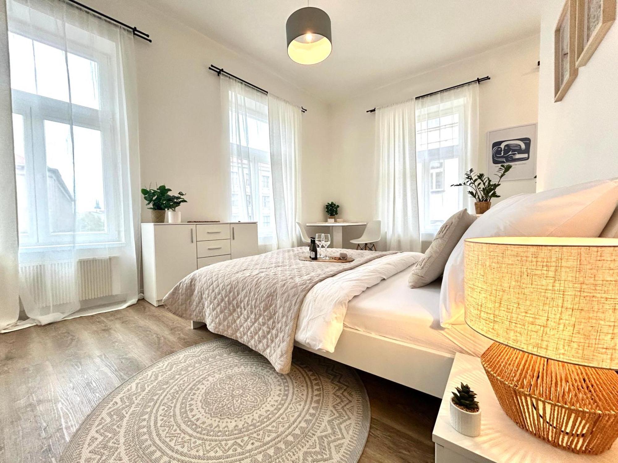 Treetess City Centre Prague Apartments エクステリア 写真